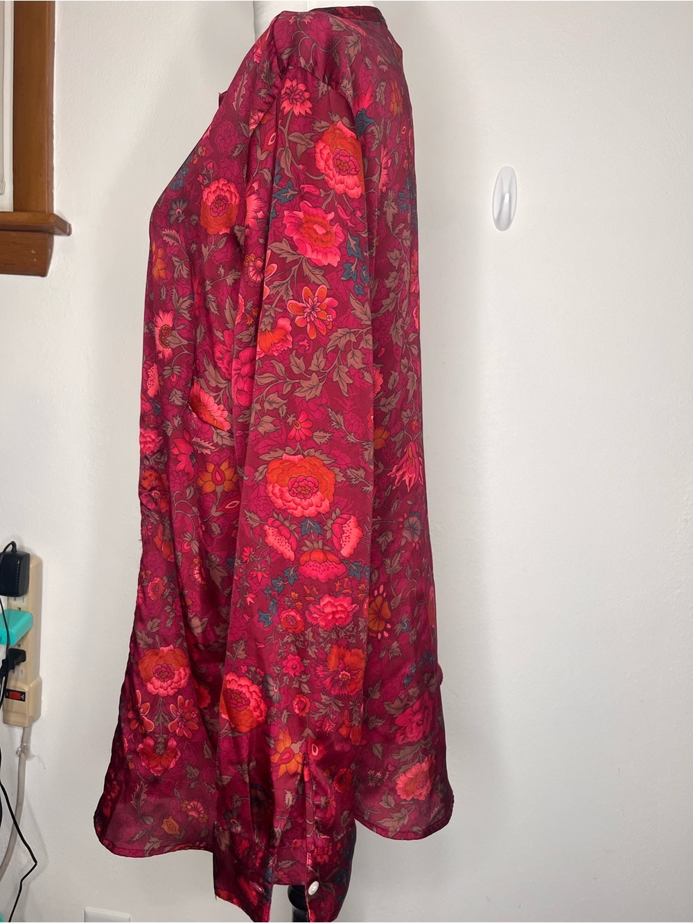 Ralph Lauren XL silky blouse - Picture 2 of 6